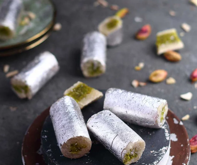 Almond House Kaju Pista Roll